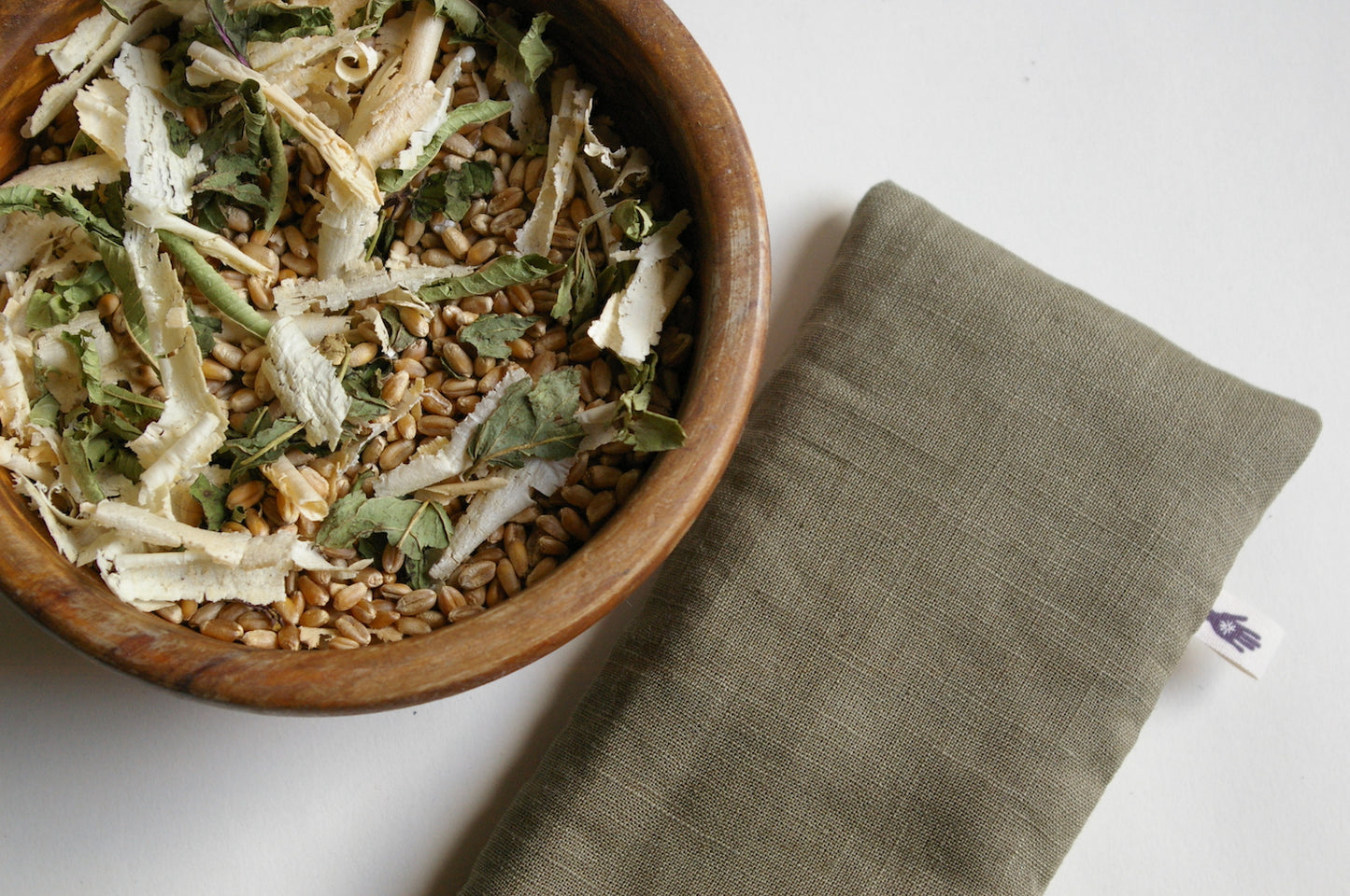 mynā refresh - Aroma Augenkissen mit Zirbe, Zitronenverbene und Minze